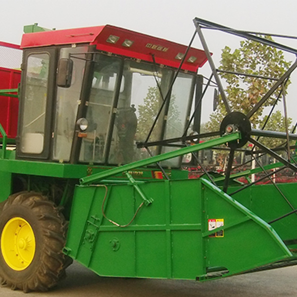 中聯(lián)收獲4QZ-2450自走式青飼料收獲機